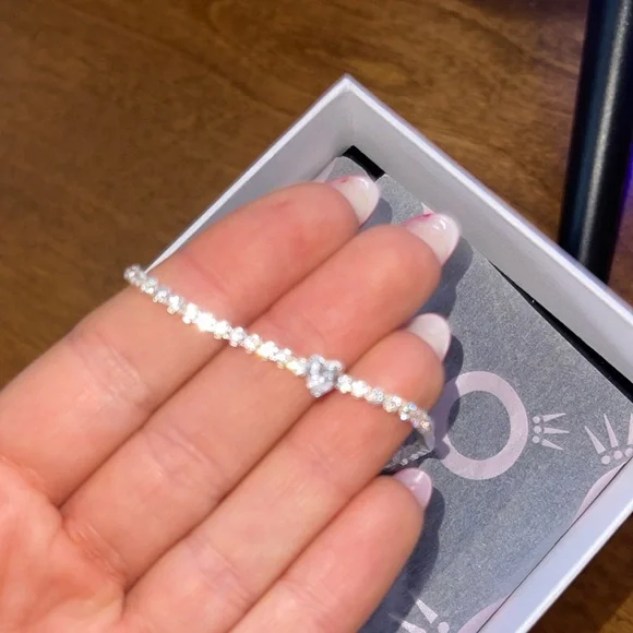 Pandora bracelet - Picture 1 of 3